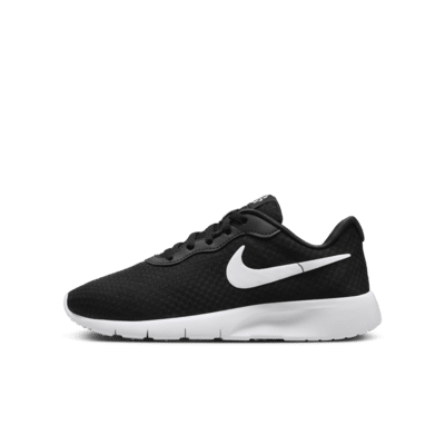 Nike tanjun size chart online